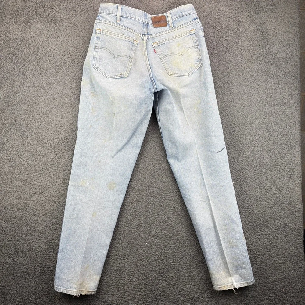 Vintage Levis 545 Jeans 32x32 Made in USA Distressed‎ Light Wash Tapered Denim